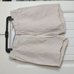 Men's Nautica striped tan and cream linen shorts. 36W